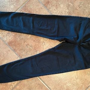 Black Gap skinny jeans